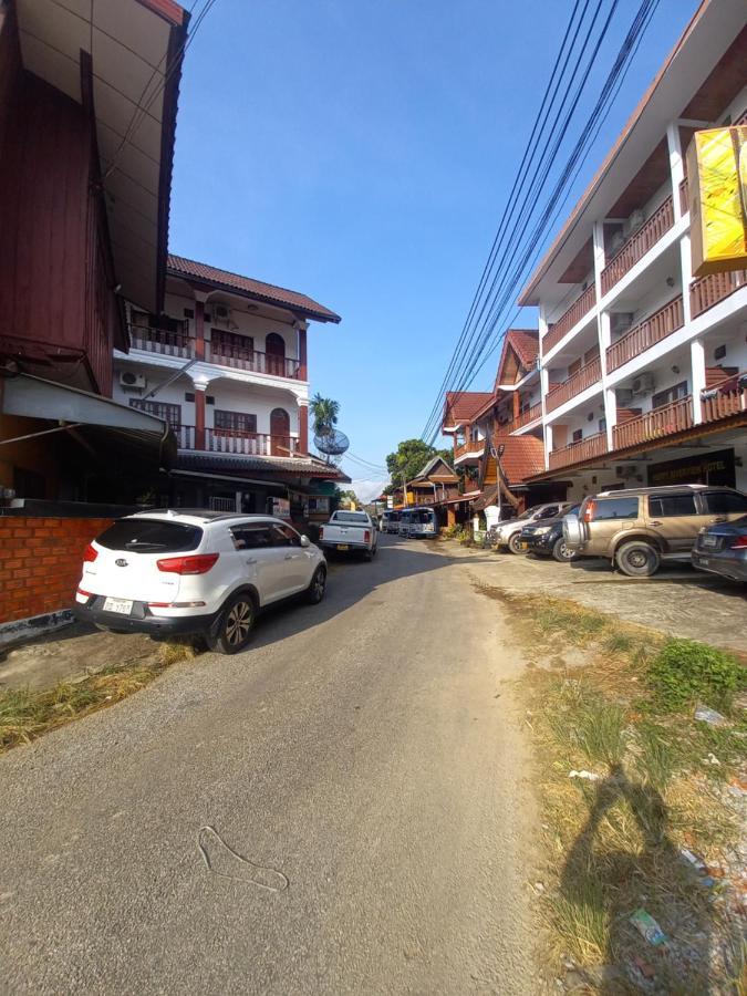 Vang Vieng Queen'S- Mountain View Hotel Exterior foto